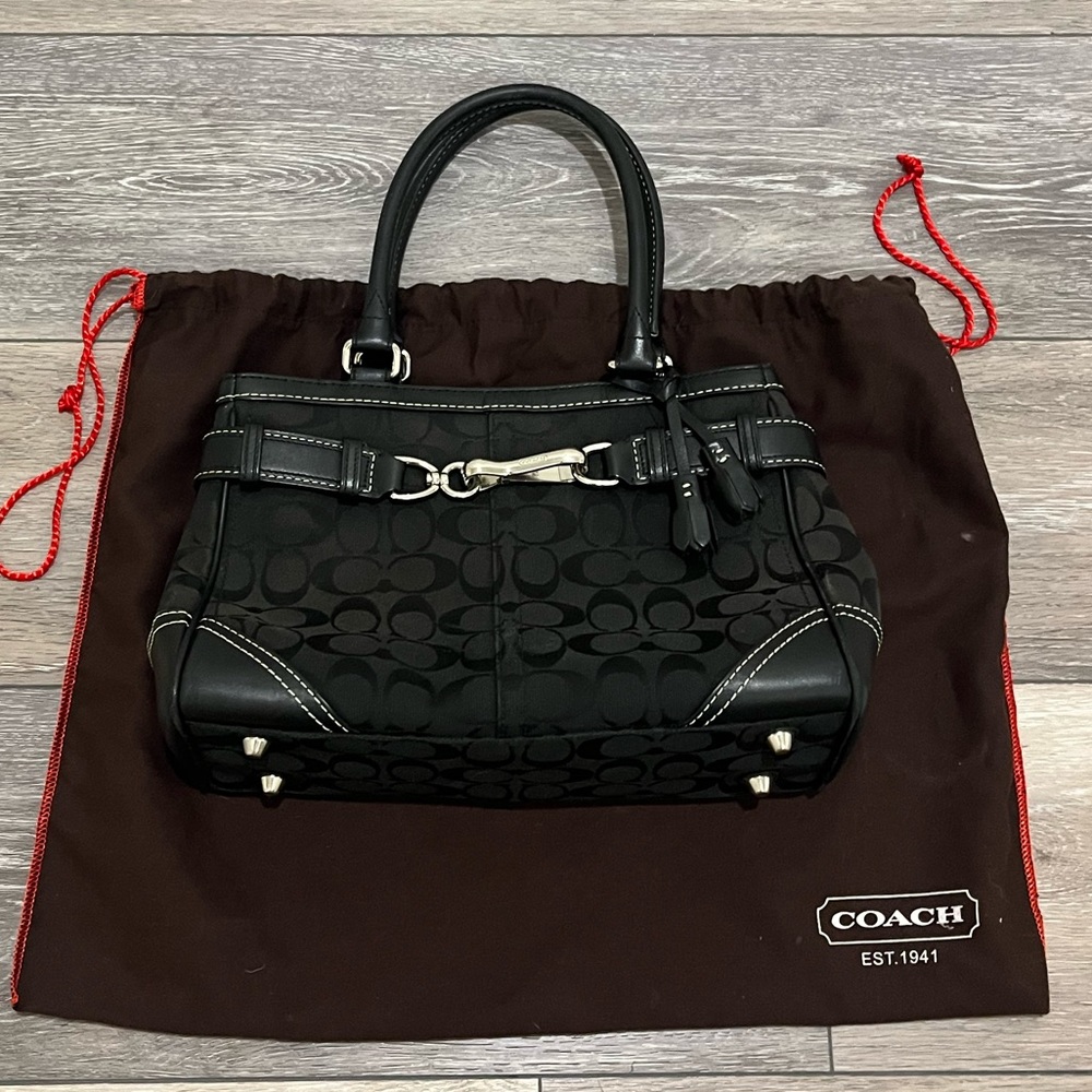 Small black coach Y2K tote from 2005 - Picture 2 of 11
